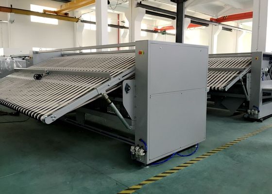 machine se pliante de drap de toile de 3000mm AutoHotel grande capacité avec le chauffage électrique